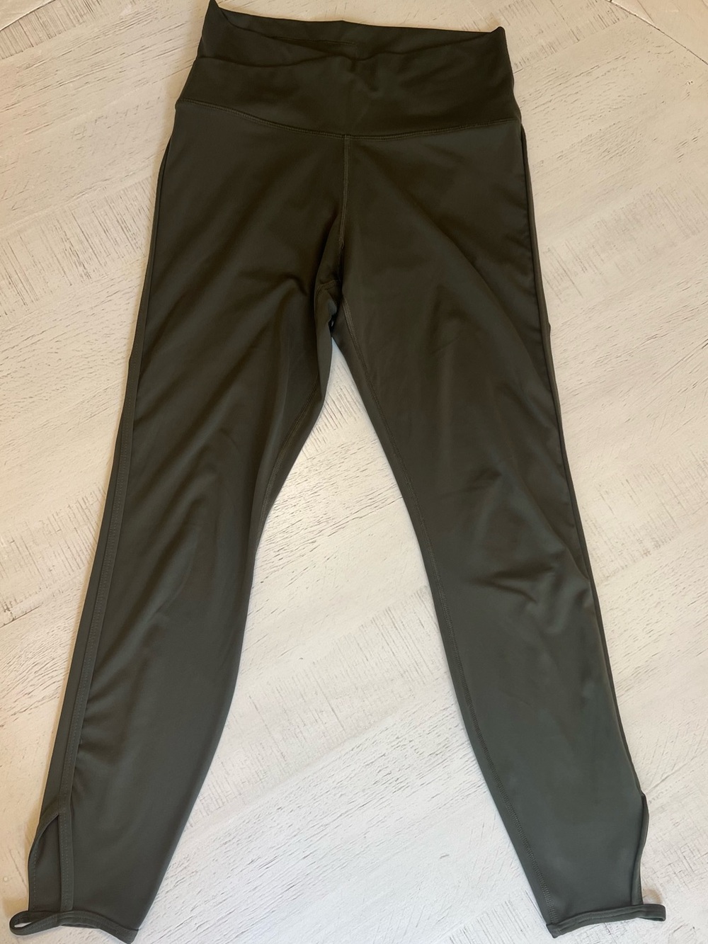 Nike Dri Fit Women’s Olive Green High Rise Cut Out Leggings - Picture 5 of 8